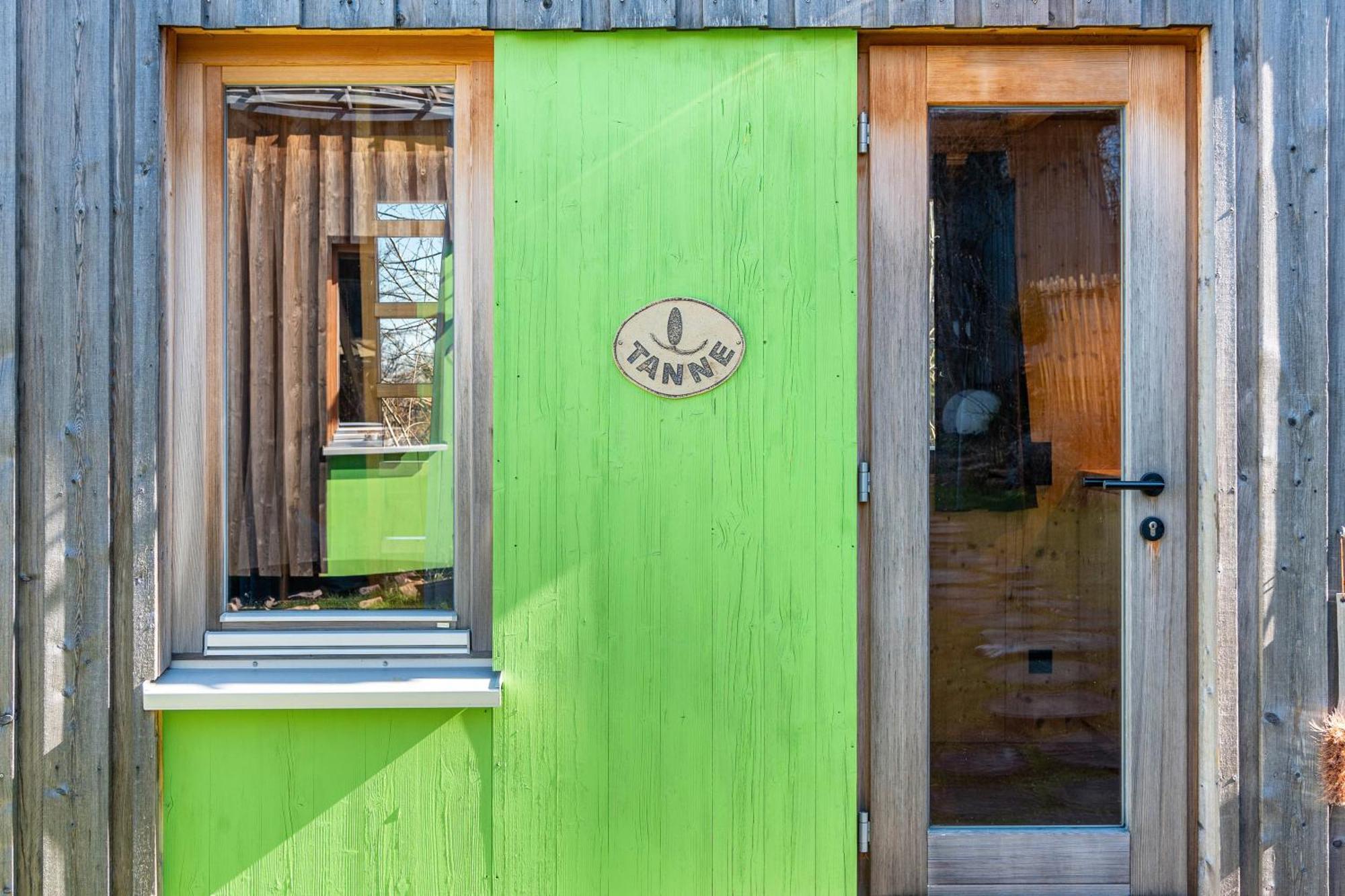 Tiny Houses Der Dorfscheune Bieselsberg エクステリア 写真